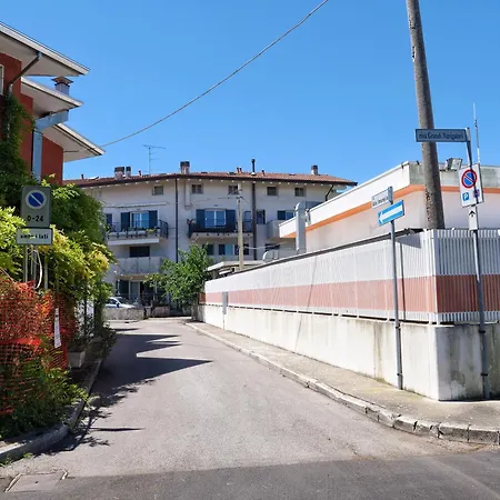 Sunsetbarbana - Tricamere Con Posto Auto